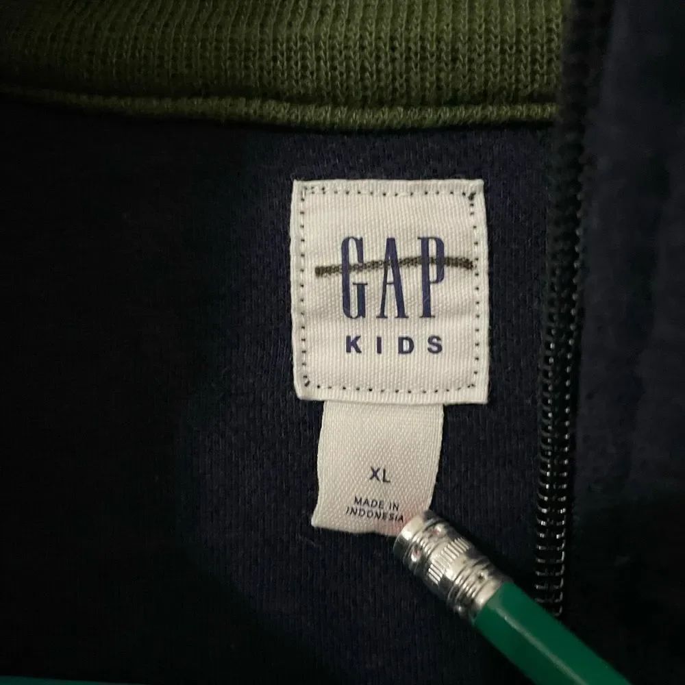 Gap pullover - Picture 3 of 3